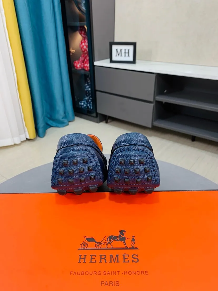 Men's men's shoes 💰458🌹🌹 Comes with packaging [Hermès] Hermès 🚹 Men's new bean slip-on shoes, full of charm, luxury style gentleman's shoes. Hermès exquisite hardware buckle accessories (❌refuse to fade) embossed design elements... interpret the brand image design concept 👑 Material imported cowhide ➕ Selected genuine leather lining ➕ Brand wear-resistant sole stitching 🔍🔍 Size: 38-44
